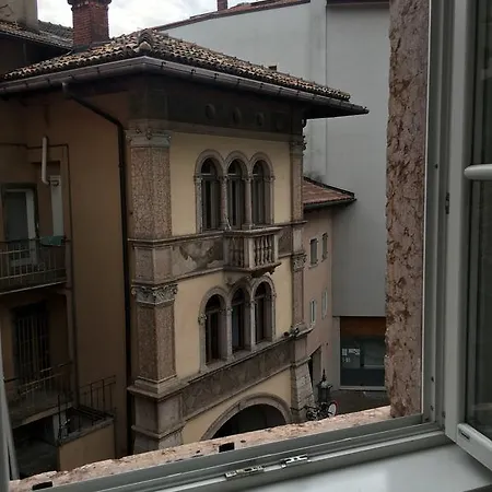 Etta Apartment *