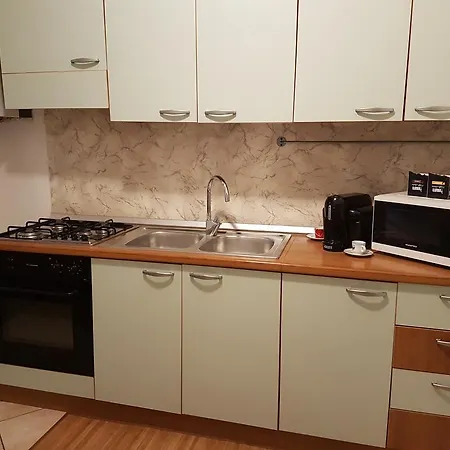 Etta Apartment Trient
